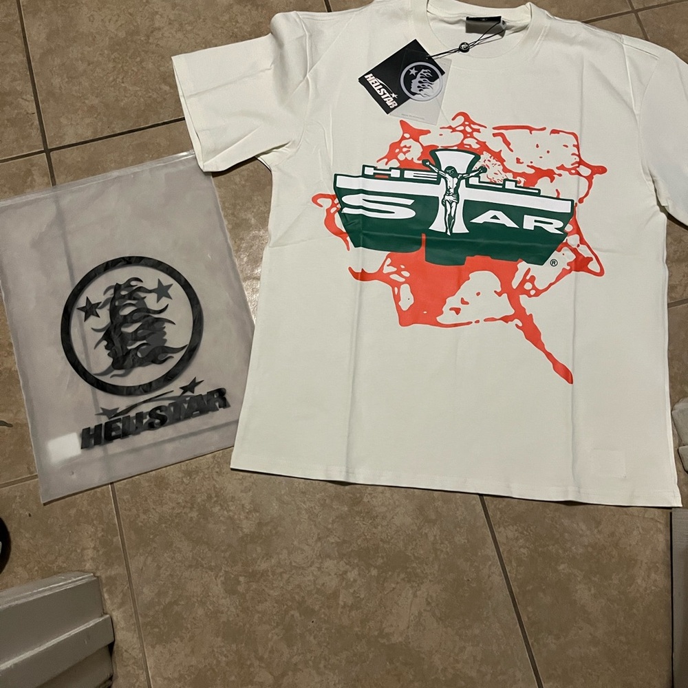 Hellstar Men's Graphic Tee - White and Green